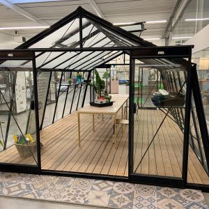 S208-black (22,53 m²)